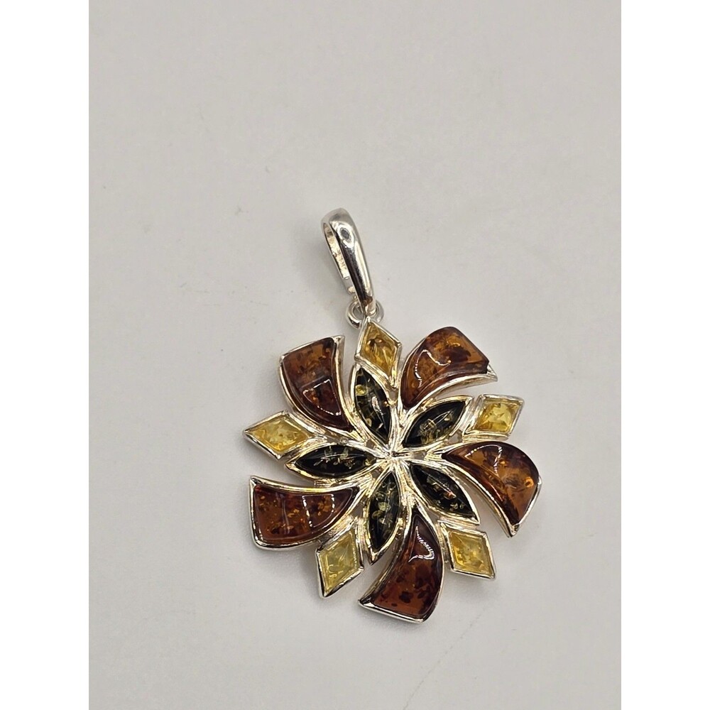 Natural Mulit-Color BALTIC AMBER Star Flower Pendant 925 STERLING SILVER #1401e